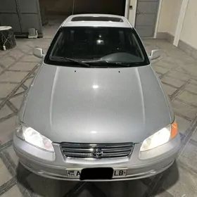 Toyota Camry 2001