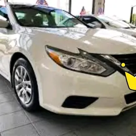 Nissan Altima 2016