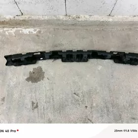 higlander yzky bamperin ici