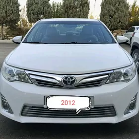 Toyota Camry 2012
