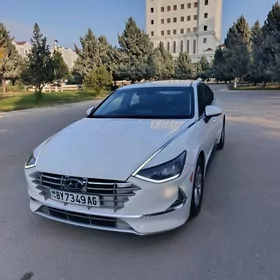 Hyundai Sonata 2021
