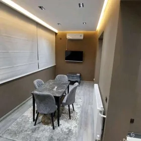 Arenda Mir 2 4 komnat FuL