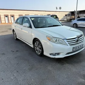 Toyota Avalon 2010