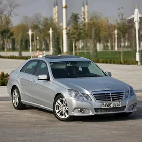 Mercedes-Benz E350 2009