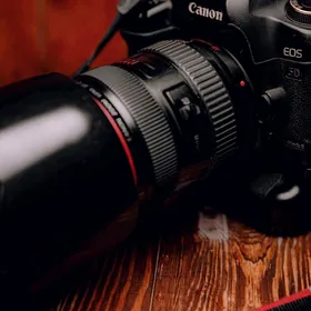 Canon mark 2 busterli