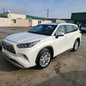 Toyota Highlander 2020