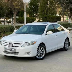 Toyota Camry 2010