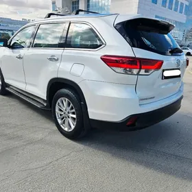 Toyota Highlander 2017