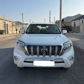 Toyota Land Cruiser Prado 2015
