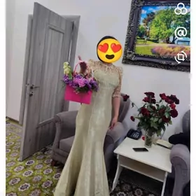 Вечернее платье