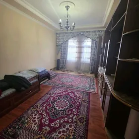 Satlyk Mir6 5/3etaž 3kom 84m²