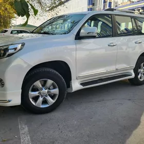 Toyota Land Cruiser Prado 2010