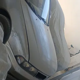 Mitsubishi Diamante 1996