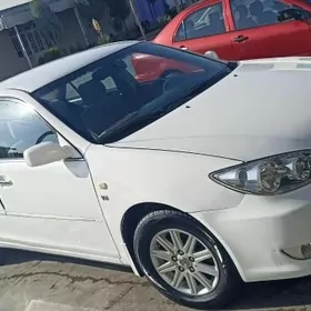 Toyota Camry 2004