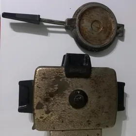 Вафельница