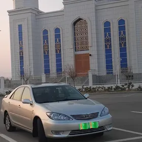 Toyota Camry 2004