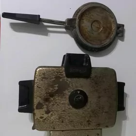 Вафельница