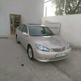 Toyota Camry 2004
