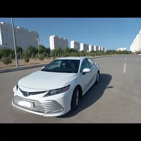 Toyota Camry 2022