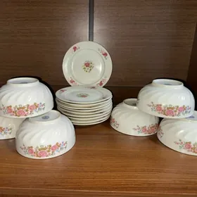 Тарелки и чашки для супа