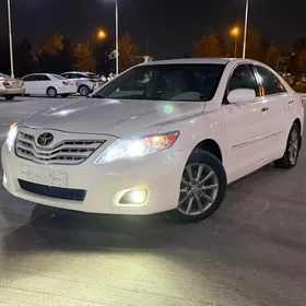 Toyota Camry 2011