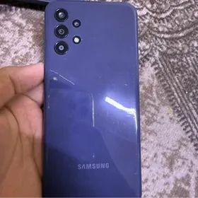 Samsung  A13