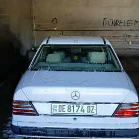 Mercedes-Benz W123 1990