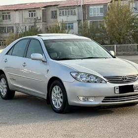 Toyota Camry 2005