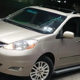 Toyota Sienna 2009