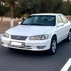 Toyota Camry 1998