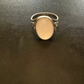 Кольцо серебряное с розовым агатом