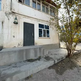 Bolgarka 3 komnat 1 etaj