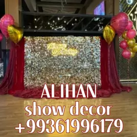 Satlyk maşyn bezegleri