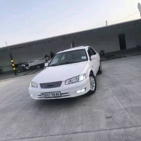 Toyota Camry 1998