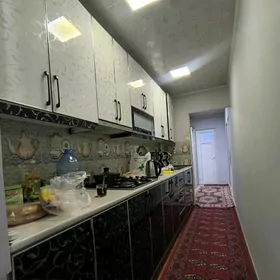 Eyesi 6mkr 2etaz 2komnat