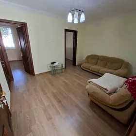 Satlyk jay 2komnat 1etaz 1mkr