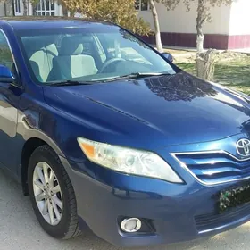 Toyota Camry 2011