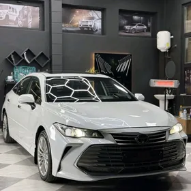 Toyota Avalon 2020