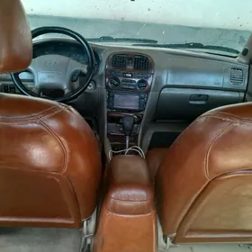 Hyundai Sonata 2000