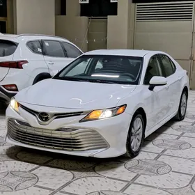 Toyota Camry 2020