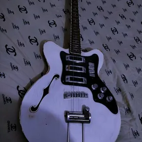 Электрогитара Squier Mustang H