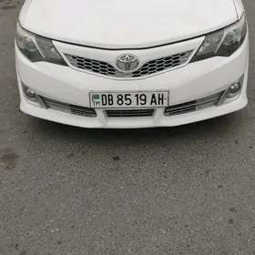 Toyota Camry 2011