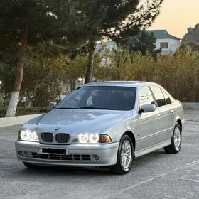 BMW E39 2001