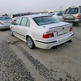 BMW E39 2002