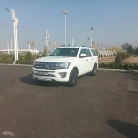 Ford Expedition 2022