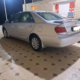 Toyota Camry 2004
