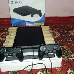 Playstation 4 slim