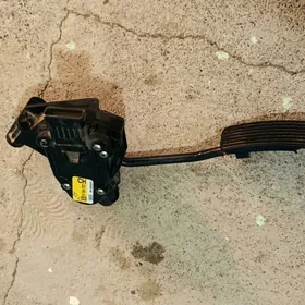 Gaz pedal