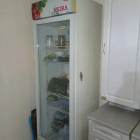 витрина холодилник