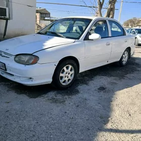 Kia Sephia 2001